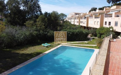 A beautiful semi-detached house with lovely sea views in Sierra Altea Golf.